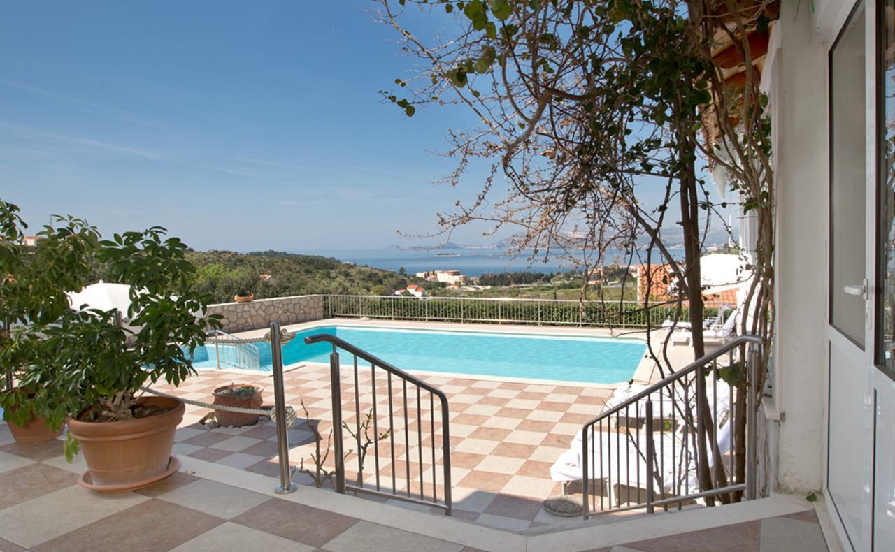 Apartments Carol Cavtat Exterior photo